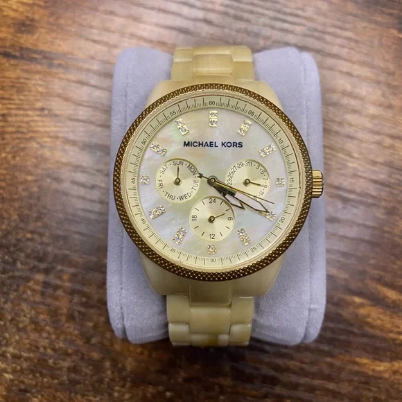 White Tortoise Gold Michael Kors Watch Michael Kors Chronograph Mini Bradshaw Tortoise Acrylic Gold  main image 4